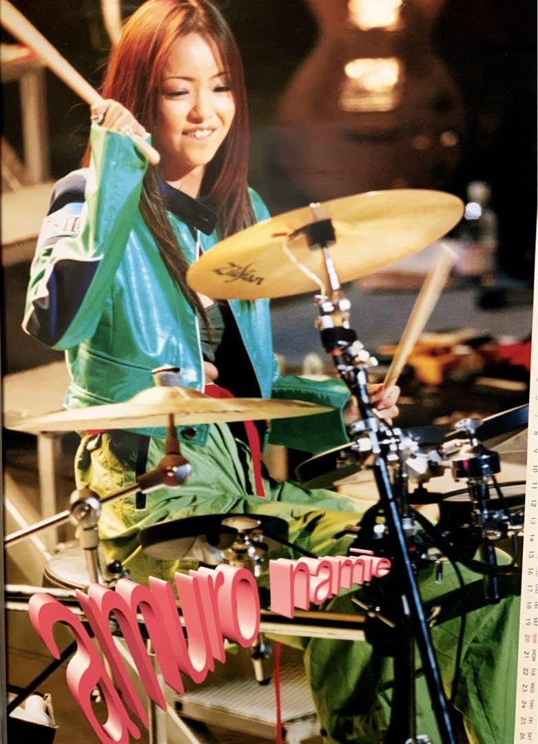 Amazon.co.jp: 安室奈美恵ポスターサイズB2(515㎜×728㎜) : おもちゃ